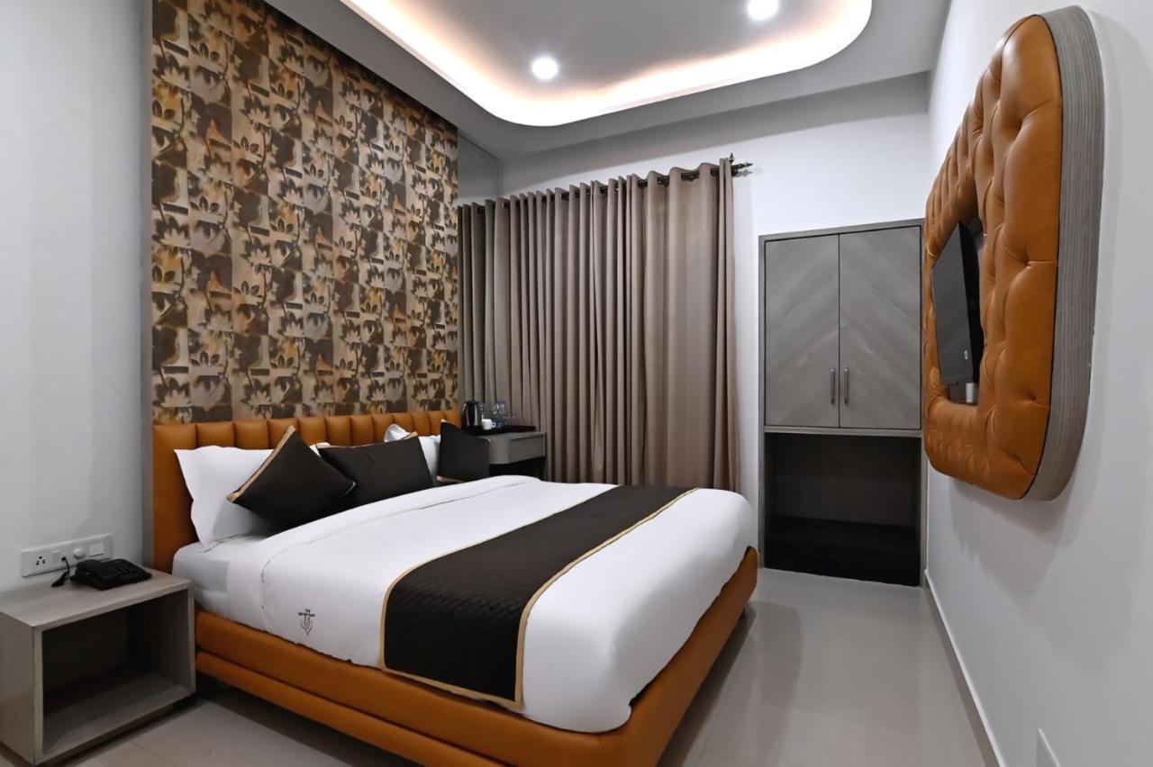 Hotel Golden Stay Амритсар Экстерьер фото