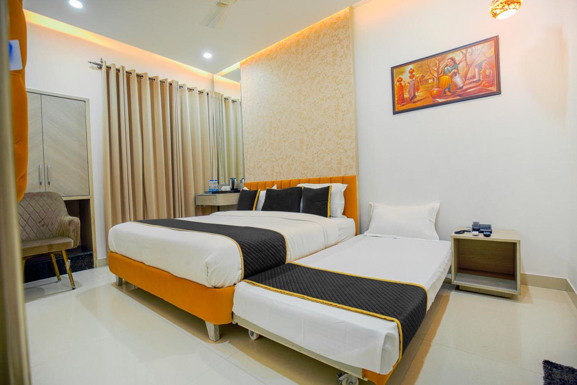 Hotel Golden Stay Амритсар Экстерьер фото